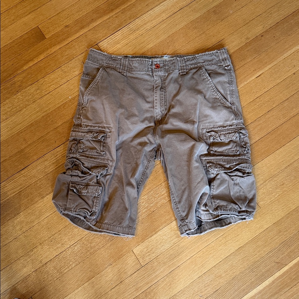 Plugg Men's brown Cargo Shorts size 36
